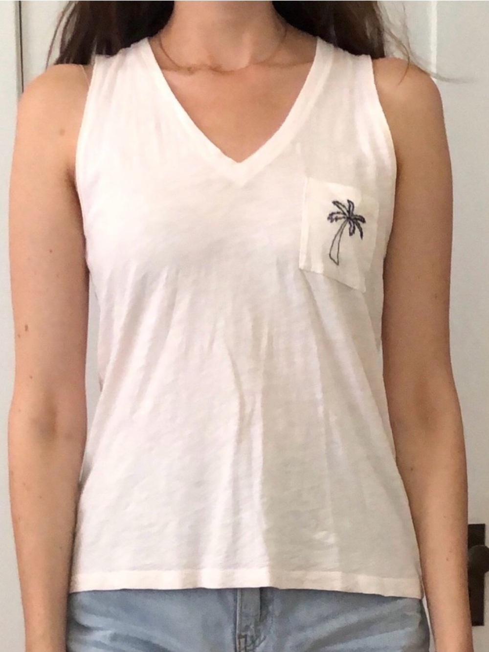 Madewell V-Neck Tank Top with Pocket Palm Embroidery